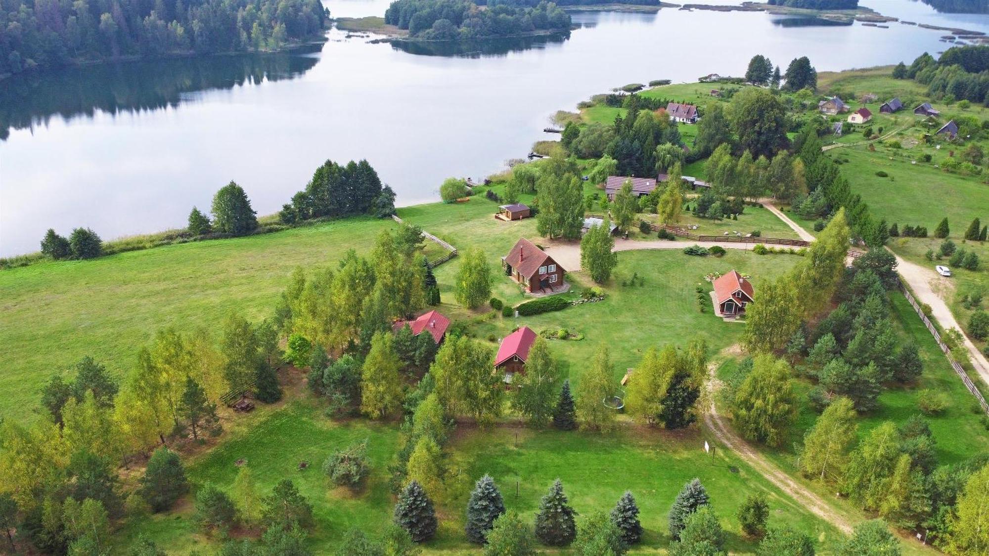 Resort By Nava Lake Aukstadvaris ภายนอก รูปภาพ